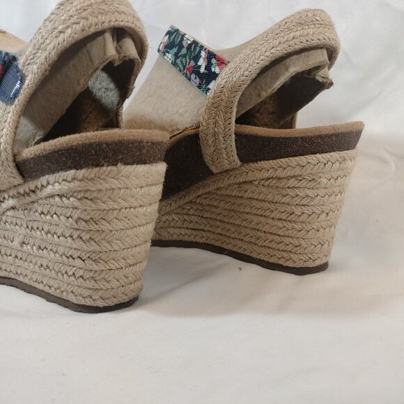 AETREX Sydney Wedge Sandal, Floral - Picture 3 of 8